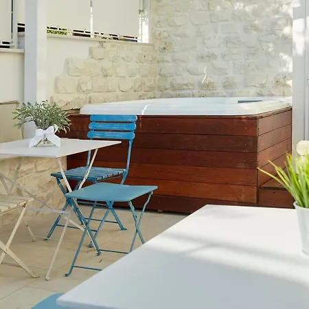 Nilu Relais Panzió Sirolo