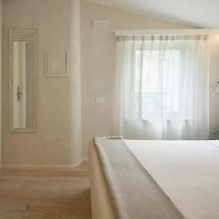 Nilu Relais 4* Sirolo