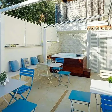 Nilu Relais Panzió 4*