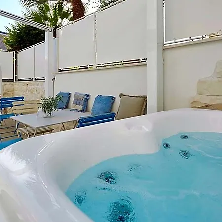 Nilu Relais Sirolo