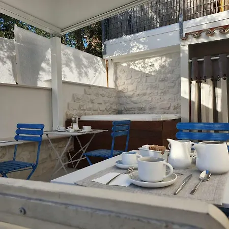 Panzió Nilu Relais Sirolo